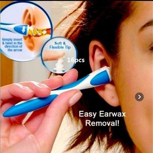 Ear wax removal tool w/ disposable rubber tips